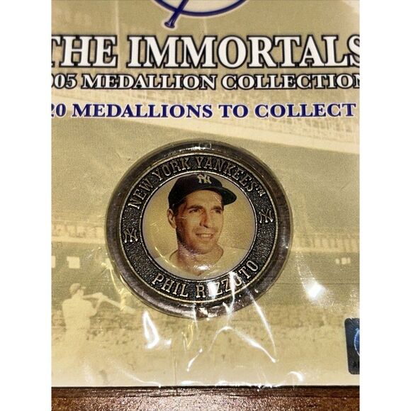 Phil Rizzuto 2005 New York Yankees Immortals Medallion Baseball Coin Sealed+NEW - Picture 3 of 7